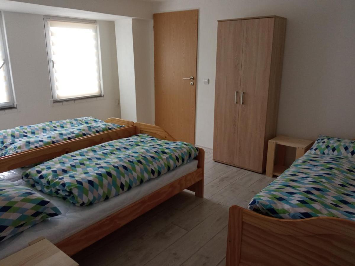 Apartman Hulin, Chrastany Kültér fotó